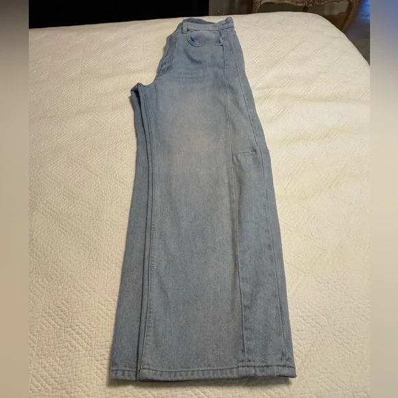 Light Blue Women's Jeans - Picture 7 of 9